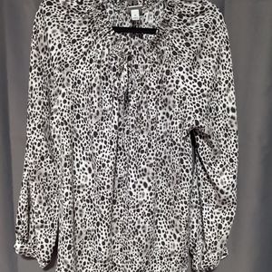 Cheetah print XL long sleeve tie neck blouse